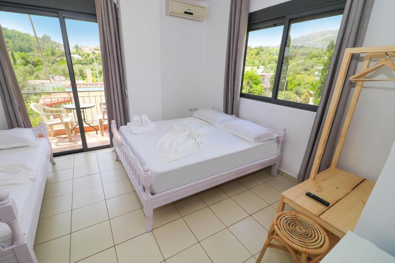 Bora Rooms Himarë Exterior foto