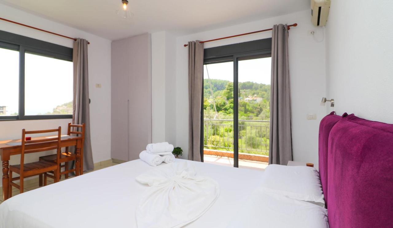 Bora Rooms Himarë Exterior foto