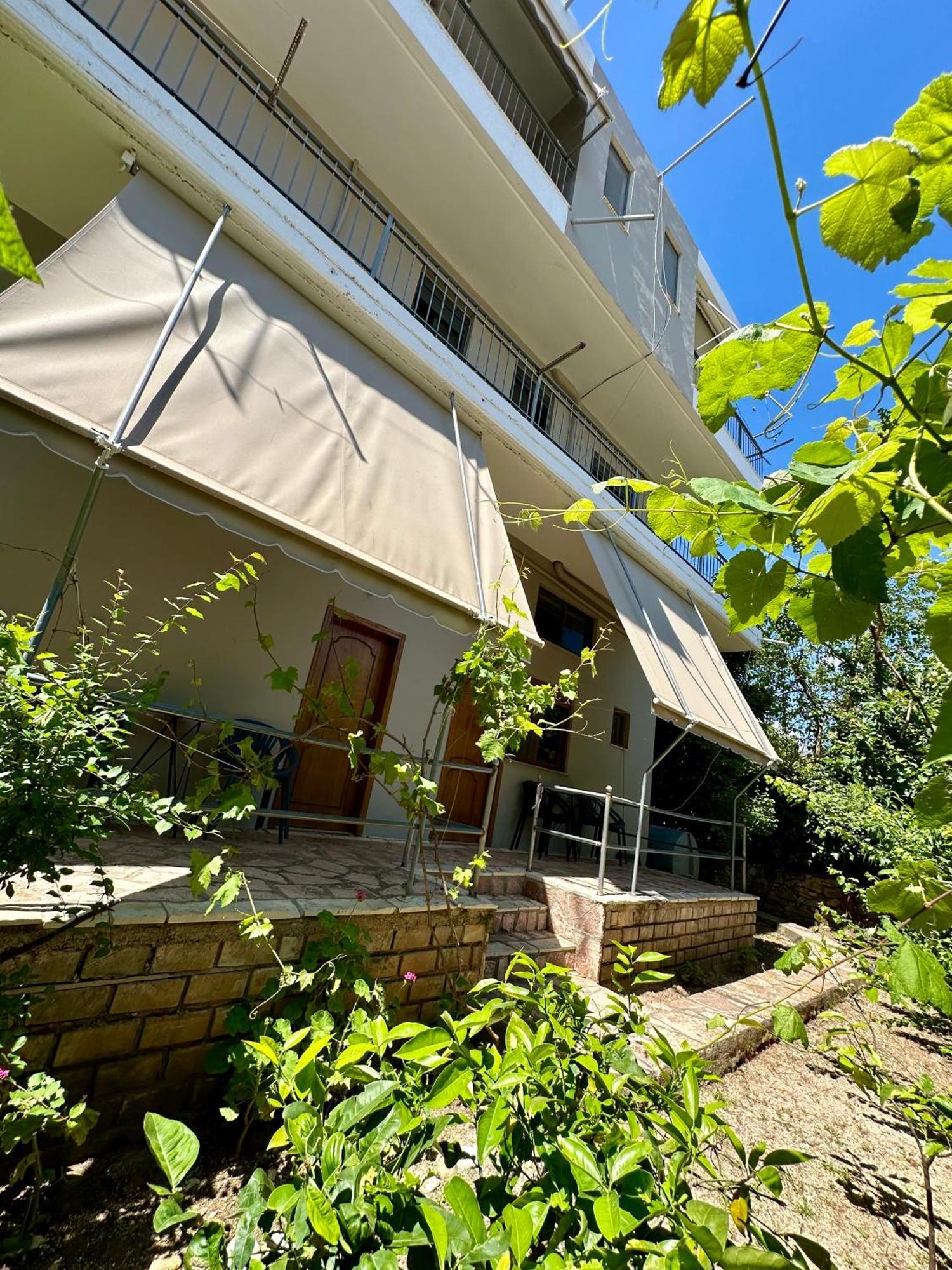 Bora Rooms Himarë Exterior foto